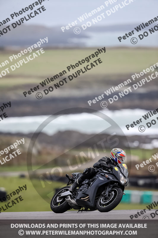 anglesey no limits trackday;anglesey photographs;anglesey trackday photographs;enduro digital images;event digital images;eventdigitalimages;no limits trackdays;peter wileman photography;racing digital images;trac mon;trackday digital images;trackday photos;ty croes